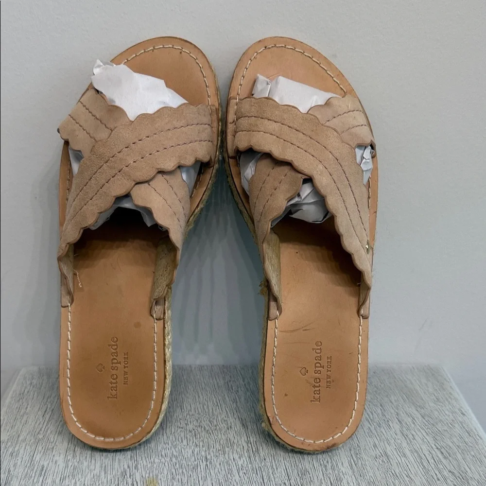 Kate Spade Size 8M Pink Scalloped Espadrille Sandals Leather